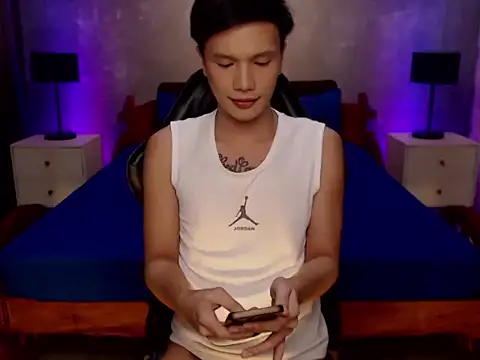 Snapshot of xjakolitox chatting on 07/15/26, 08:03 xjakolitox online show from 07/15/26, 08:03