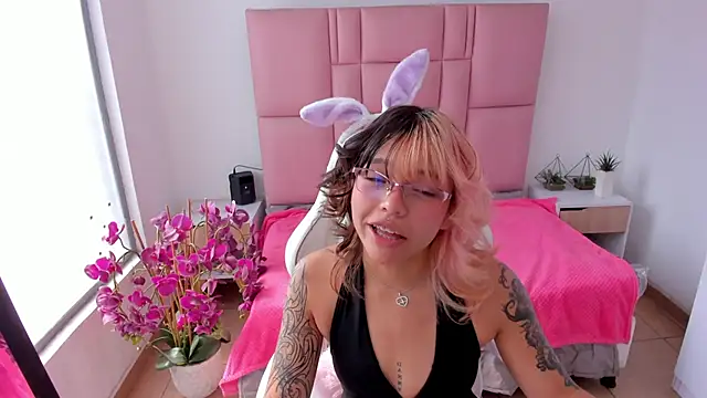 katalina garcia online show from 02/28/26, 07:48