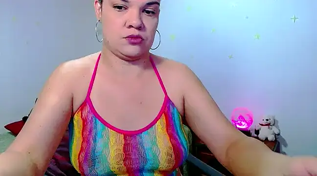 luchiana hott21 online show from 01/21/25, 01:54