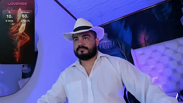 Snapshot of MichaelBear_ chatting on 01/10/25, 12:36 MichaelBear online show from 01/10/25, 12:36