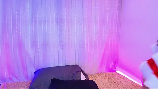 Snapshot of Samii_Evans chatting on 12/24/24, 07:49 Samii Evans online show from 12/24/24, 07:49