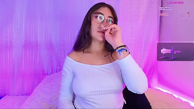 Snapshot of Samii_Evans chatting on 01/14/25, 05:19 Samii Evans online show from 01/14/25, 05:19