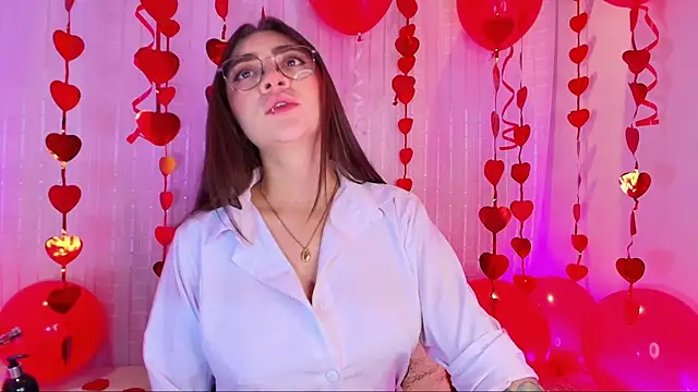 Snapshot of Samii_Evans chatting on 02/15/25, 03:42 Samii Evans online show from 02/15/25, 03:42