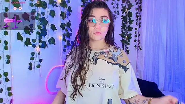 Snapshot of Samii_Evans chatting on 11/12/25, 02:23 Samii Evans online show from 11/12/25, 02:23