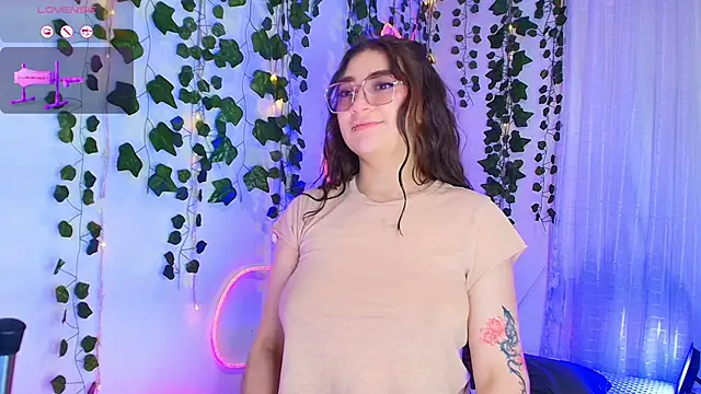 Snapshot of Samii_Evans chatting on 11/28/25, 07:33 Samii Evans online show from 11/28/25, 07:33