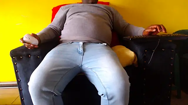 zuluboyxx online show from 02/15/26, 06:21