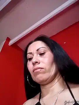 Snapshot of Tania_mature chatting on 12/22/25, 05:43 Tania mature online show from 12/22/25, 05:43