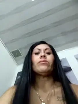 Snapshot of Tania_mature chatting on 03/11/26, 05:30 Tania mature online show from 03/11/26, 05:30