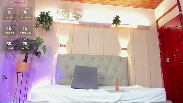 nicol snow online show from 03/14/25, 01:35