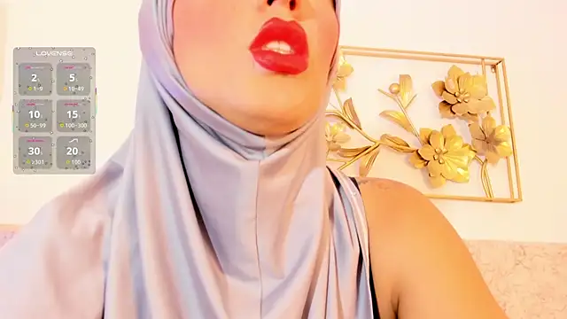 Snapshot of hanajameela chatting on 02/12/26, 11:49 hanajameela online show from 02/12/26, 11:49