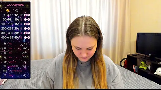 Snapshot of AlanaBrox chatting on 02/11/25, 11:21 AlanaBrox online show from 02/11/25, 11:21