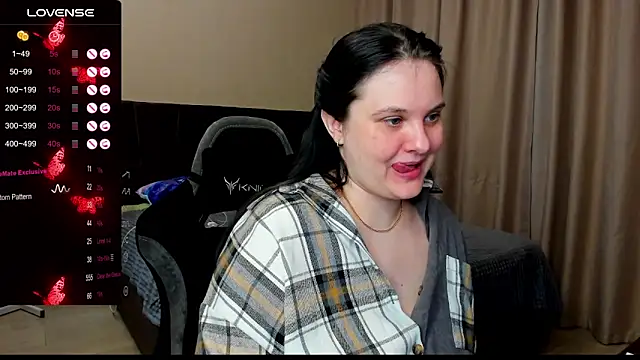 Snapshot of AlanaBrox chatting on 11/08/25, 07:34 AlanaBrox online show from 11/08/25, 07:34