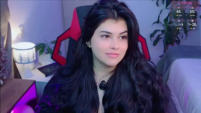 Alyaa s online show from 04/15/26, 01:01