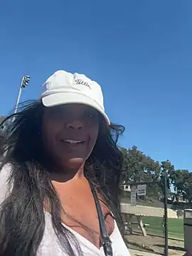 Snapshot of TilaTotti chatting on 02/25/25, 07:14 TilaTotti online show from 02/25/25, 07:14