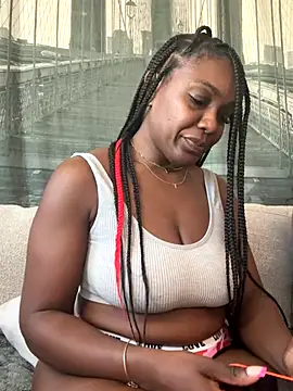 Snapshot of TilaTotti chatting on 10/19/25, 09:15 TilaTotti online show from 10/19/25, 09:15