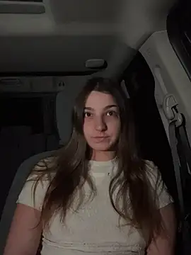 DoriDeluxe66 online show from 10/11/25, 09:57