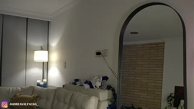 kendall ruiz online show from 12/04/24, 02:42