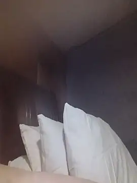 Snapshot of imN2Deep4mygirl2take chatting on 09/22/25, 08:05 imN2Deep4mygirl2take online show from 09/22/25, 08:05