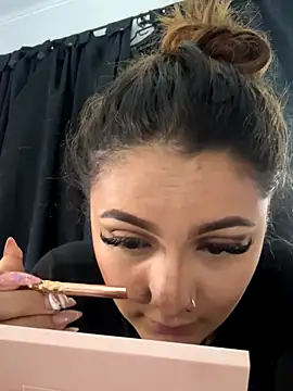 Emiily W online show from 12/18/25, 02:12