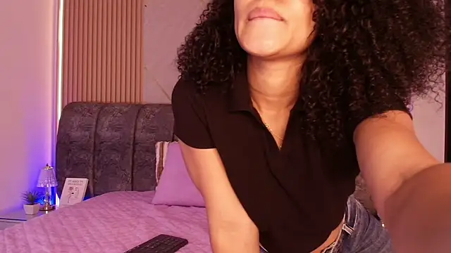 naia blessed online show from 04/25/26, 07:11