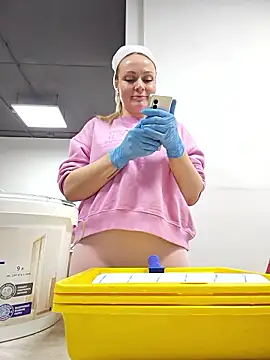 Bondgirl 013 online show from 01/15/26, 03:16