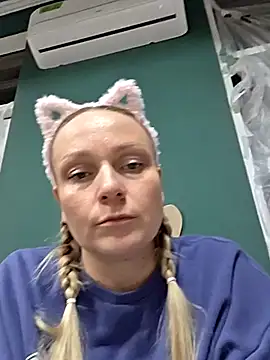 Bondgirl 013 online show from 03/08/26, 04:44