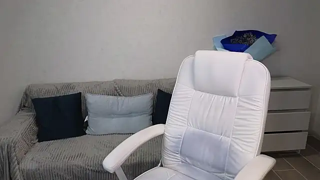 Snapshot of EvaMaddison chatting on 01/05/25, 04:25 EvaMaddison online show from 01/05/25, 04:25