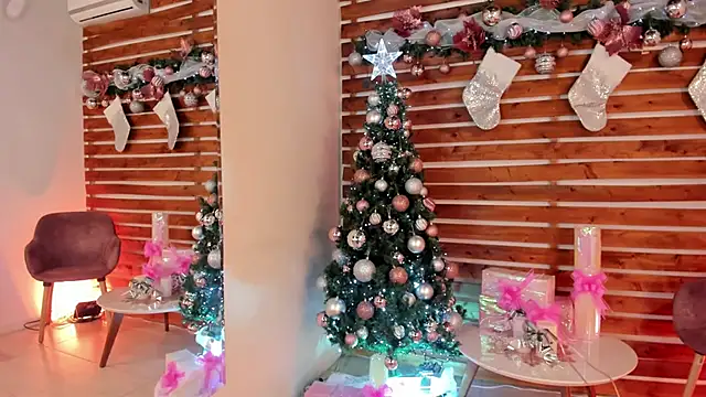  MeganRain online show from 12/19/25, 09:27