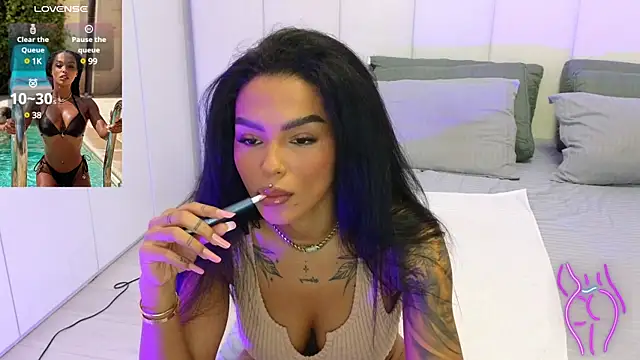 KimiBrown online show from 02/11/25, 10:37