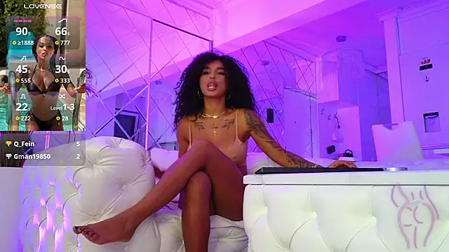 KimiBrown online show from 11/18/25, 11:03