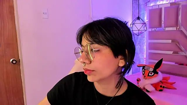 Nami usagi online show from 01/08/25, 04:00