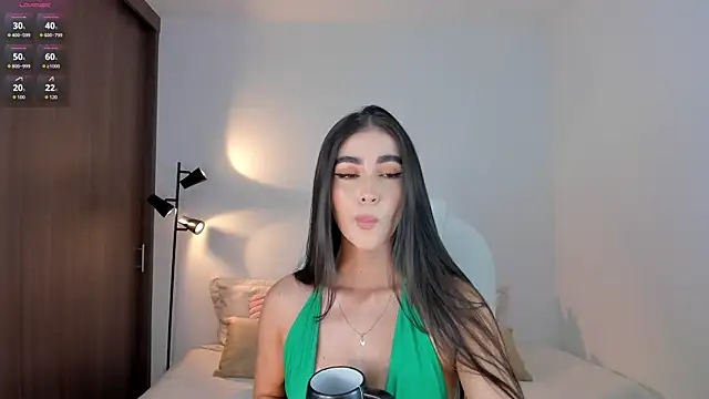RebeccaBaxter online show from 06/28/26, 11:00
