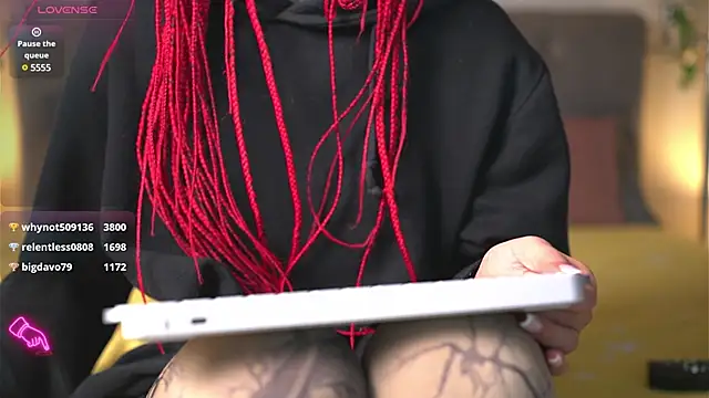 Lorettelorena online show from 02/18/25, 08:14