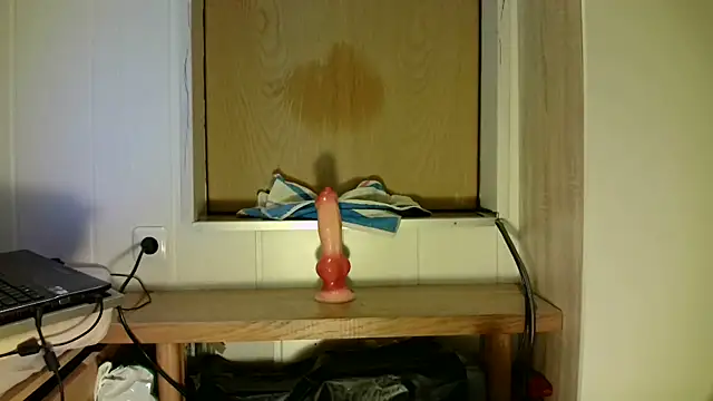 pierceddick19x5 online show from 07/09/26, 09:41