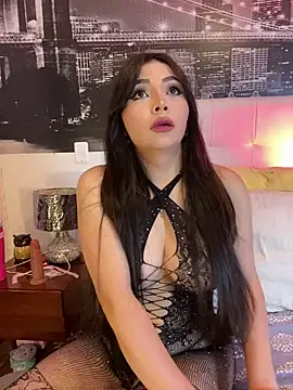 Snapshot of KateLatorre chatting on 02/22/25, 11:13 KateLatorre online show from 02/22/25, 11:13