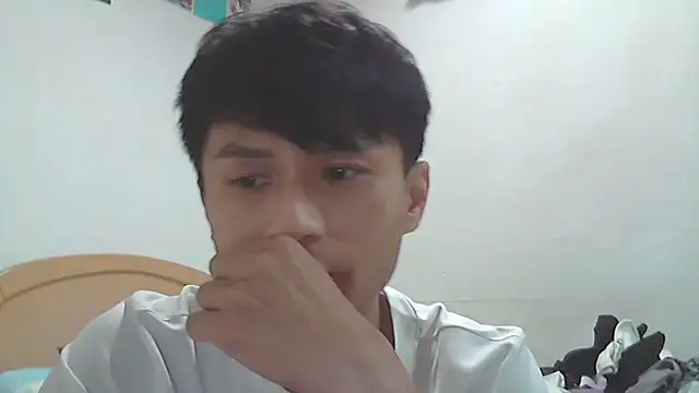 Snapshot of hifunbb1069tw chatting on 10/11/25, 01:42 hifunbb1069tw online show from 10/11/25, 01:42