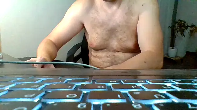 Horney boy86 online show from 09/23/25, 10:24