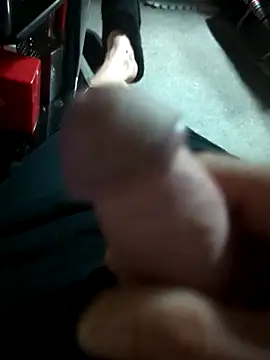 Dani el82xh online show from 04/08/26, 11:48