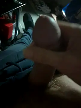 Dani el82xh online show from 04/15/26, 12:28