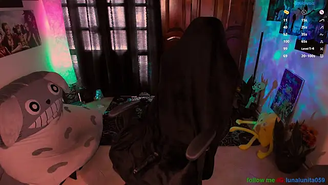 emma luna59 online show from 12/17/24, 09:16