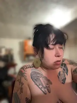 evacheers online show from 04/18/26, 09:15