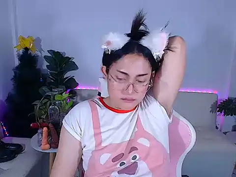Snapshot of plysaithailand chatting on 06/16/26, 02:25 plysaithailand online show from 06/16/26, 02:25