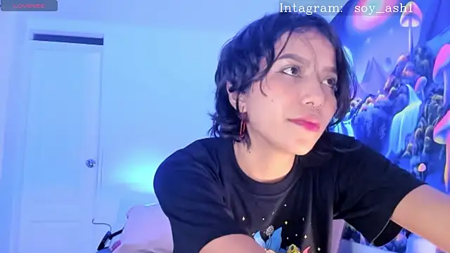 Ashlleycam  online show from 01/07/25, 02:31