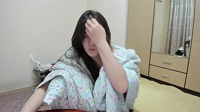 Snapshot of Riz_girl chatting on 01/07/25, 05:31 Riz girl online show from 01/07/25, 05:31