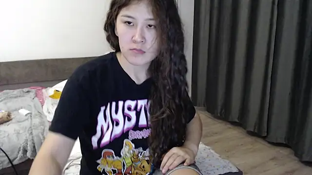 Snapshot of Riz_girl chatting on 09/13/25, 01:55 Riz girl online show from 09/13/25, 01:55