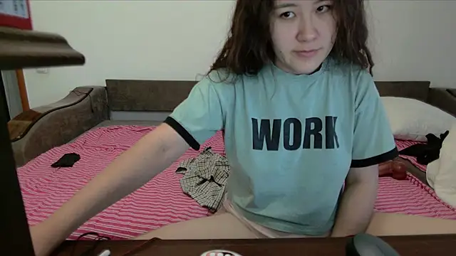 Snapshot of Riz_girl chatting on 09/28/25, 11:37 Riz girl online show from 09/28/25, 11:37