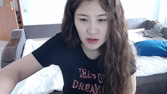 Snapshot of Riz_girl chatting on 11/06/25, 08:15 Riz girl online show from 11/06/25, 08:15