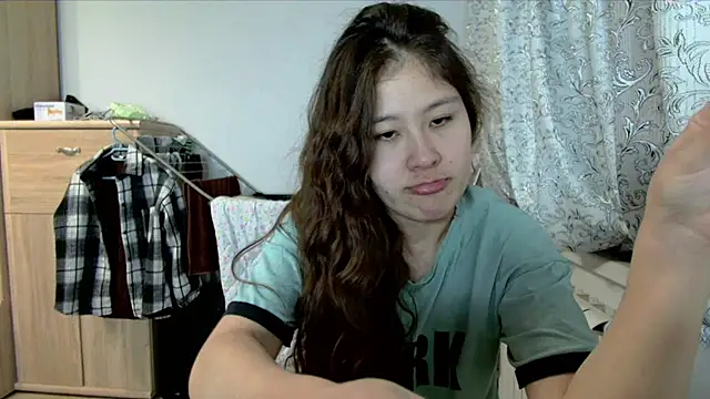 Snapshot of Riz_girl chatting on 01/08/26, 09:55 Riz girl online show from 01/08/26, 09:55