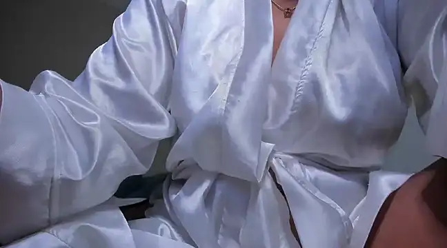 rosaaliiaa1 online show from 01/06/25, 11:20