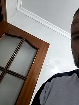 juandi21cm online show from 02/28/25, 12:32